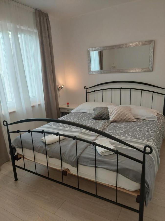 Apartmani Basioli Задар Екстер'єр фото